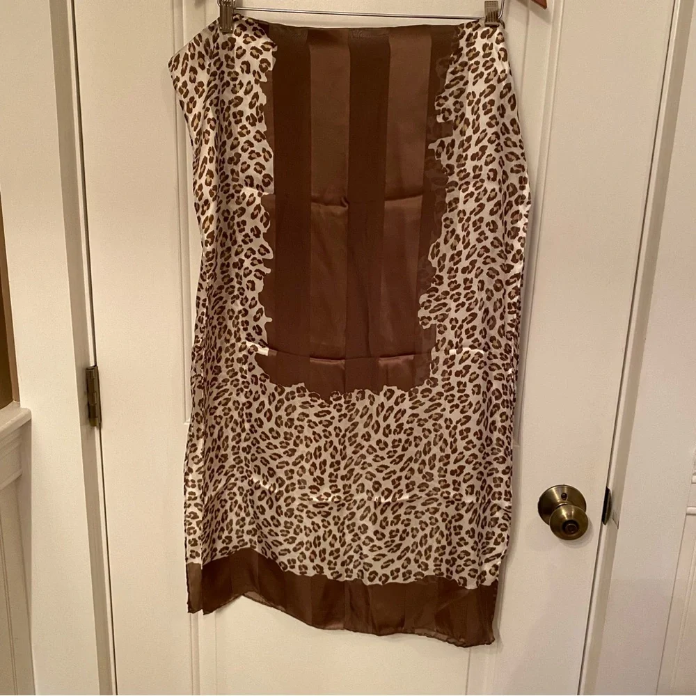 DONCASTER SCARF BROWN WHITE ANIMAL PRINT SILK LONG RECTANGLE ACCESSORY